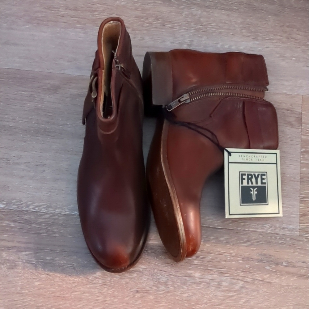 Frye Melissa knotted short boot size 6.5